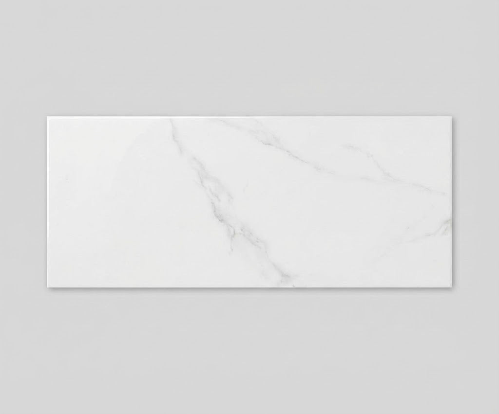 Azulejo Nova efecto mármol mate 30 × 90 cm — ARTENS (pared)