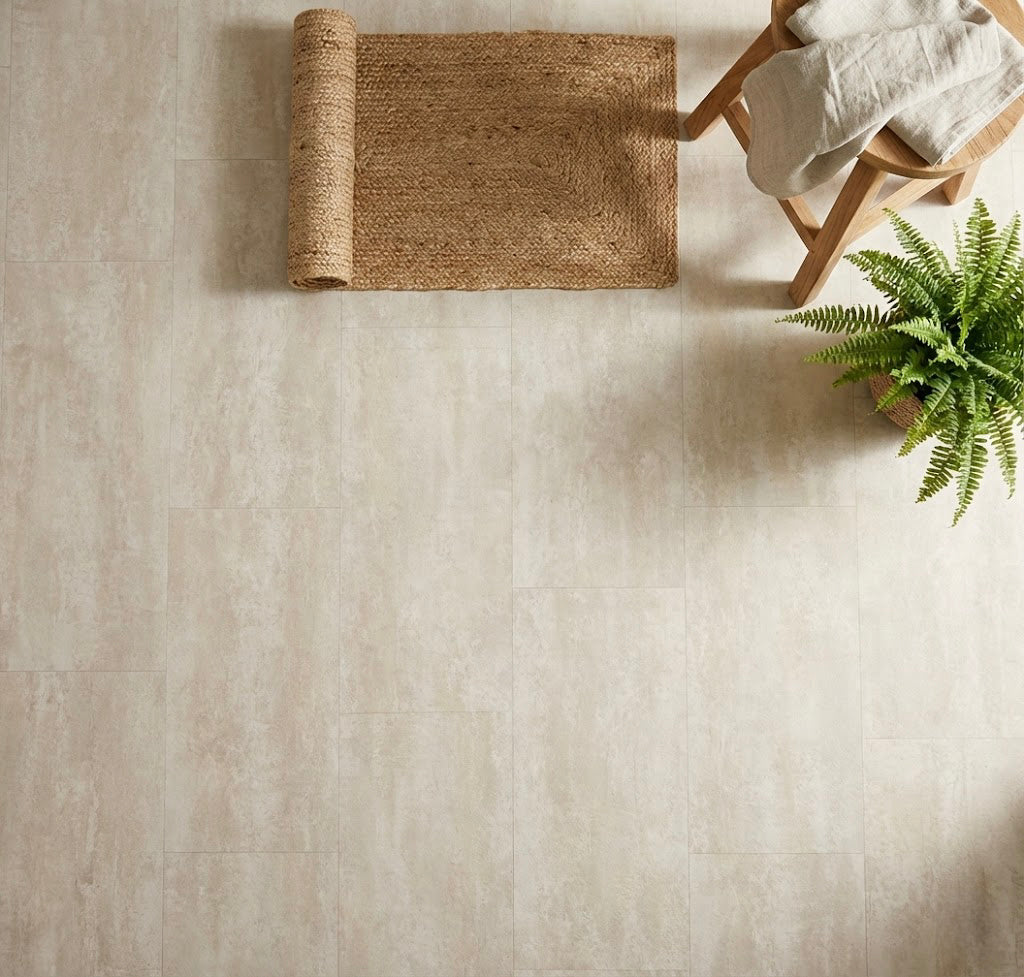 Suelo vinílico SPC clic Sibai BL000 — efecto baldosa piedra blanca (1,49 m²/caja)