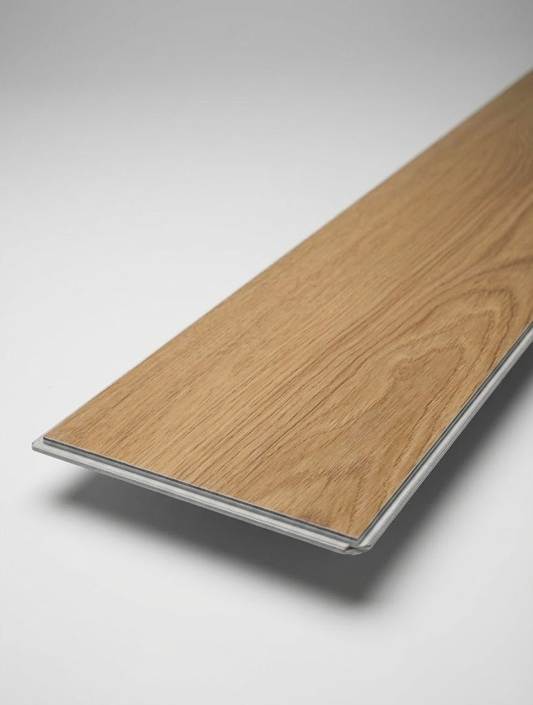 Suelo vinílico SPC clic Bering — efecto madera texturado 6,5 mm (1,67 m²/caja)