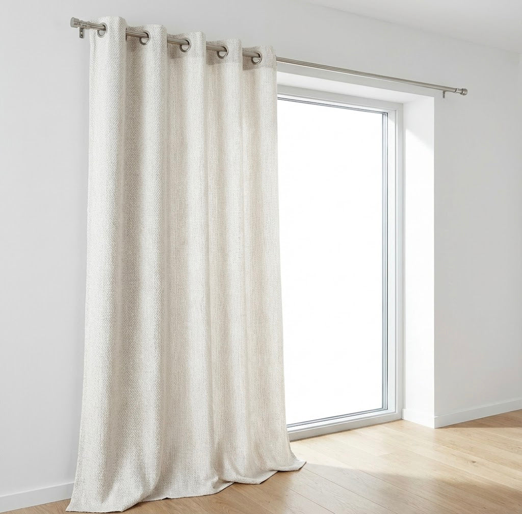 Cortina térmica ROMEO efecto lino natural con ollaos — 140 × 260 cm